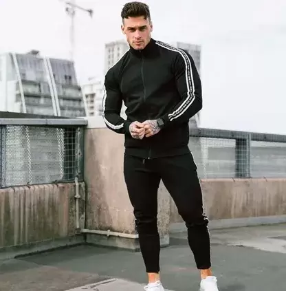 tracksuits-526964-1738064254